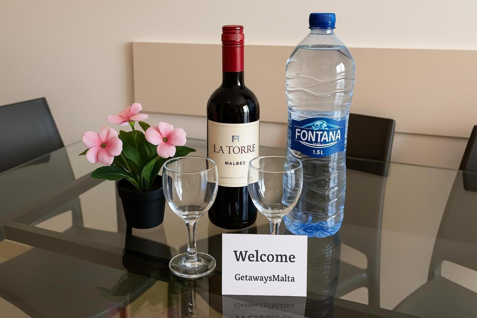 Harbour Lights Seafront 2 Bedroom Apartments With Panoramic Sea Views - By Getawaysmalta St. Paul's Bay Bagian luar foto